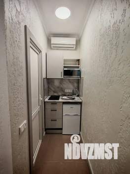 Студия квартира, посуточно, 15м2, 1/4 этаж