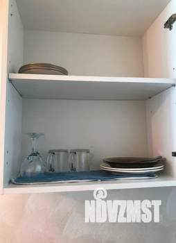 1-к квартира, посуточно, 27м2, 1/2 этаж