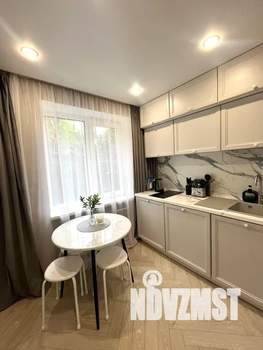 2-к квартира, посуточно, 40м2, 1/5 этаж