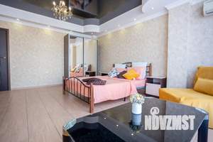 1-к квартира, посуточно, 50м2, 3/3 этаж