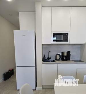 Студия квартира, посуточно, 21м2, 12/20 этаж