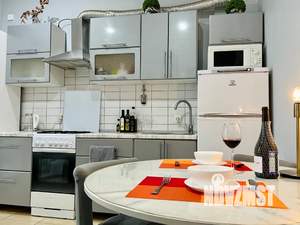 1-к квартира, посуточно, 54м2, 6/9 этаж