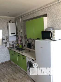 1-к квартира, посуточно, 32м2, 1/2 этаж