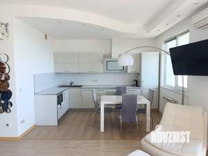 Студия квартира, посуточно, 48м2, 10/18 этаж