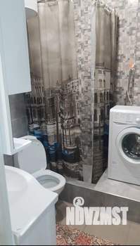 Студия квартира, посуточно, 35м2, 1/8 этаж