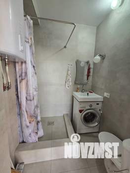 Студия квартира, посуточно, 40м2, 5/8 этаж