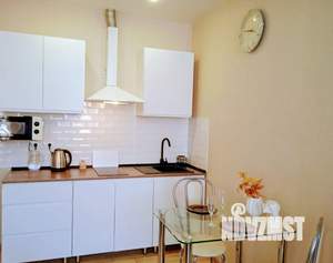 Студия квартира, посуточно, 33м2, 9/21 этаж