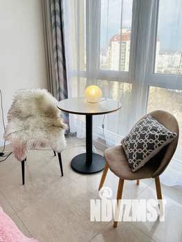 Студия квартира, посуточно, 28м2, 6/15 этаж