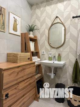 Студия квартира, посуточно, 21м2, 1/19 этаж