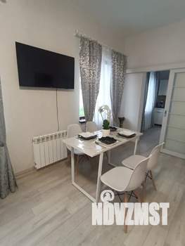 1-к квартира, посуточно, 40м2, 2/3 этаж