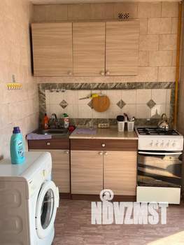 1-к квартира, посуточно, 39м2, 4/5 этаж