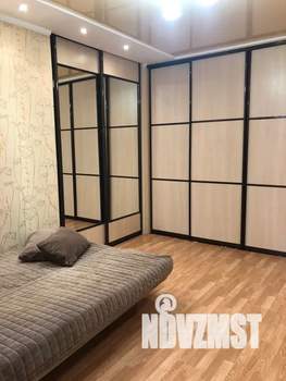 1-к квартира, посуточно, 42м2, 2/10 этаж