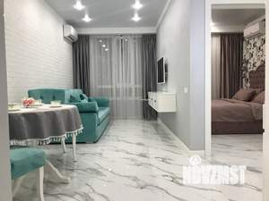 1-к квартира, посуточно, 40м2, 4/7 этаж