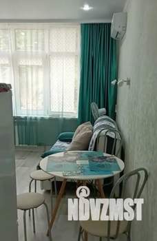 Студия квартира, посуточно, 23м2, 3/3 этаж
