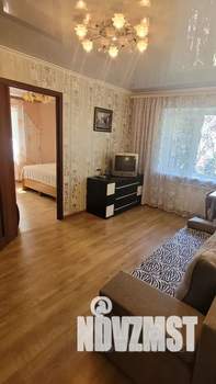 2-к квартира, посуточно, 45м2, 3/5 этаж