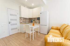 Студия квартира, посуточно, 40м2, 1/7 этаж