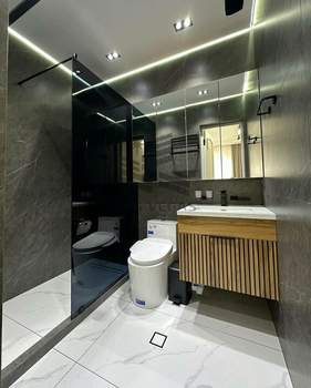 4-к квартира, на длительный срок, 130м2, 7/8 этаж