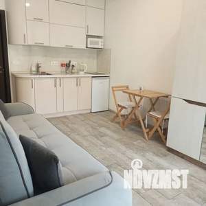 Студия квартира, посуточно, 24м2, 1/13 этаж