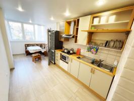 2-к квартира, посуточно, 64м2, 7/14 этаж