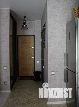 Студия квартира, посуточно, 30м2, 1/4 этаж