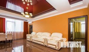 3-к квартира, посуточно, 100м2, 1/1 этаж