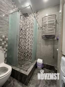 Студия квартира, посуточно, 33м2, 1/3 этаж