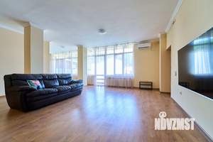 3-к квартира, посуточно, 100м2, 1/1 этаж