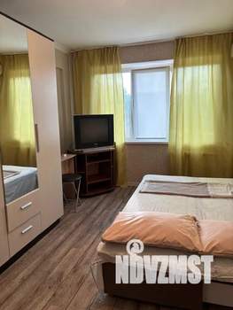 1-к квартира, посуточно, 30м2, 5/5 этаж