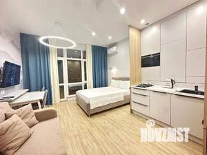 Студия квартира, посуточно, 40м2, 4/5 этаж