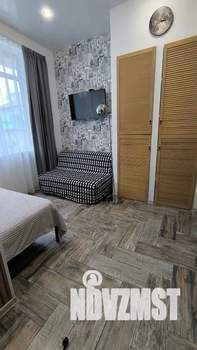 Студия квартира, посуточно, 24м2, 1/7 этаж