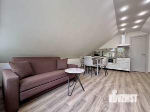 Студия квартира, посуточно, 30м2, 3/3 этаж