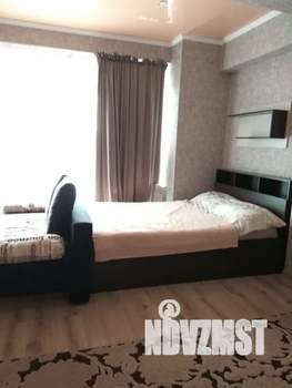 1-к квартира, посуточно, 35м2, 2/13 этаж