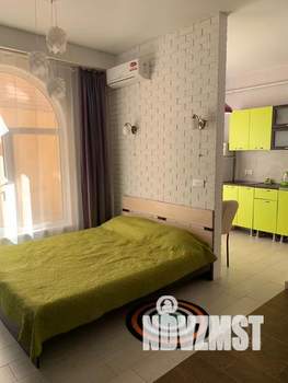 Студия квартира, посуточно, 30м2, 1/3 этаж