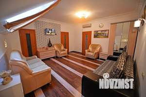 3-к квартира, посуточно, 50м2, -1/3 этаж
