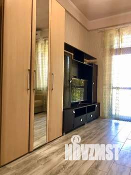 Студия квартира, посуточно, 27м2, 2/3 этаж