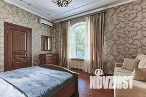 2-к квартира, посуточно, 65м2, 1/18 этаж