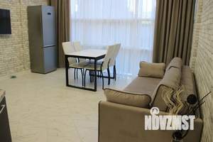 1-к квартира, посуточно, 52м2, 3/5 этаж