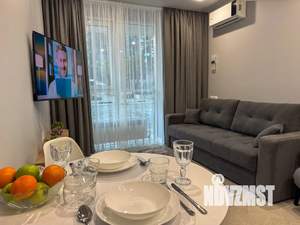 Студия квартира, посуточно, 24м2, 1/18 этаж