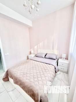 1-к квартира, посуточно, 40м2, 6/18 этаж
