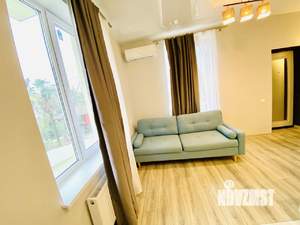 Студия квартира, на длительный срок, 30м2, 1/3 этаж