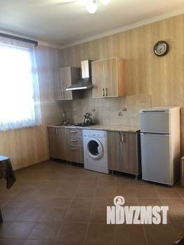 Студия квартира, на длительный срок, 34м2, 2/2 этаж