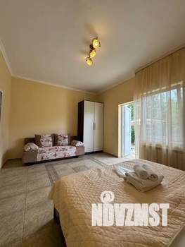 1-к квартира, посуточно, 27м2, 1/3 этаж