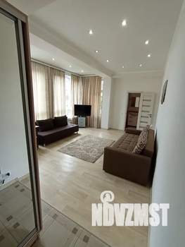 Студия квартира, посуточно, 35м2, 3/7 этаж