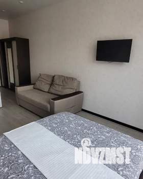 Студия квартира, посуточно, 28м2, 3/3 этаж