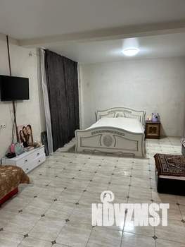 Студия квартира, посуточно, 35м2, 1/3 этаж