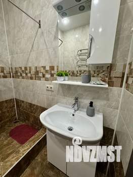 Студия квартира, посуточно, 27м2, 4/7 этаж