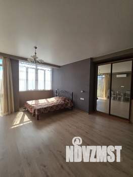 Студия квартира, посуточно, 40м2, 5/8 этаж