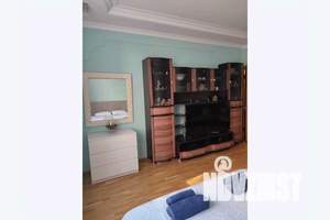 1-к квартира, посуточно, 50м2, 1/6 этаж