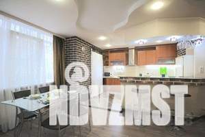 3-к квартира, посуточно, 75м2, 1/5 этаж