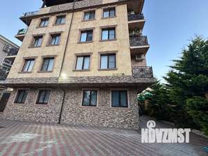 Студия квартира, посуточно, 32м2, 1/4 этаж